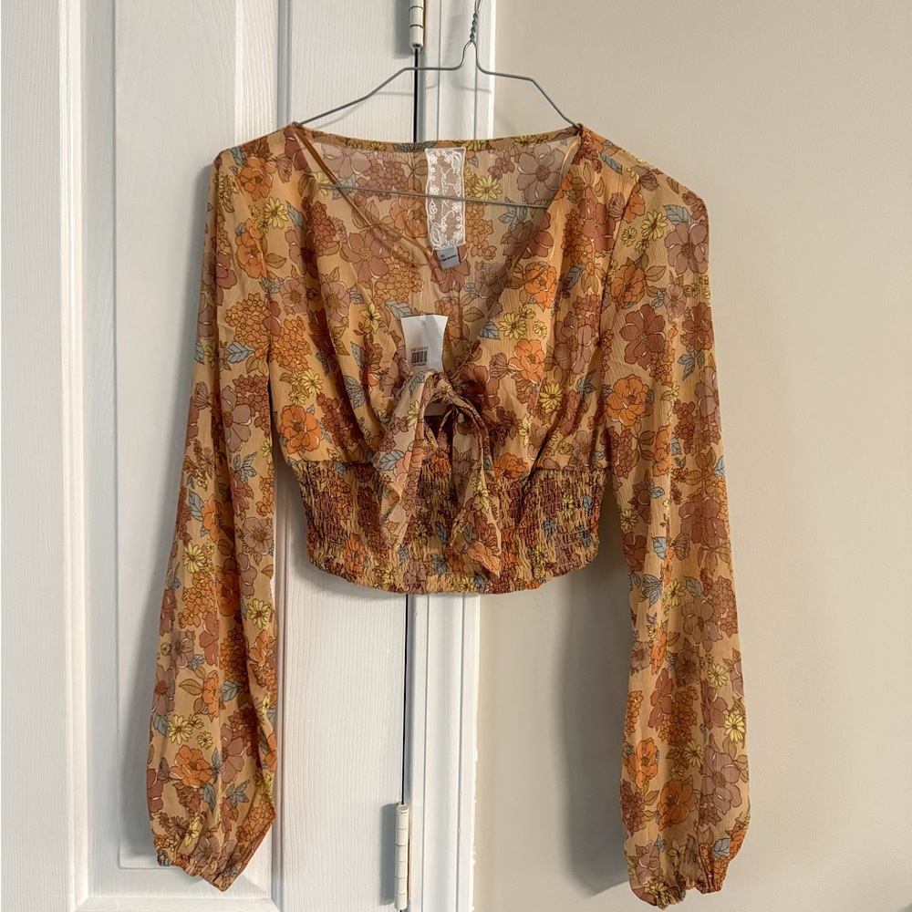 Floral crop blouse
